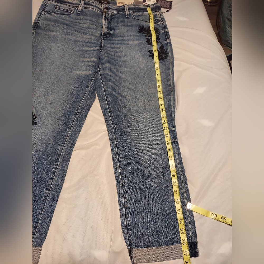 NYDJ Blue Embroidered Relaxed Boyfriend Fit Jeans Size 14 NWT - Picture 2 of 5